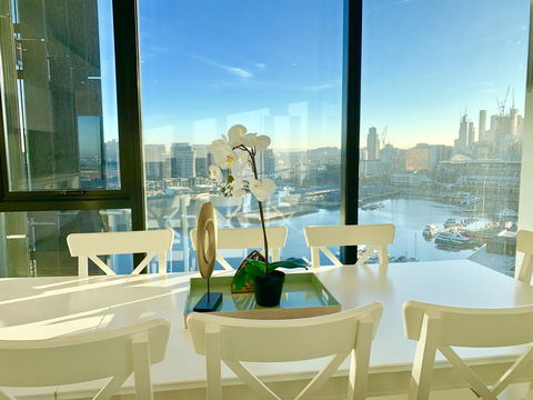 Melbourne Private Apartments - Collins Wharf Waterfront, Docklands - Accommodation Gladstone 11