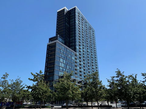 Melbourne Private Apartments - Collins Wharf Waterfront, Docklands - Accommodation Gladstone 39