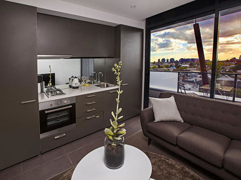 Amazing Accommodations : South Yarra - Accommodation Gladstone 0