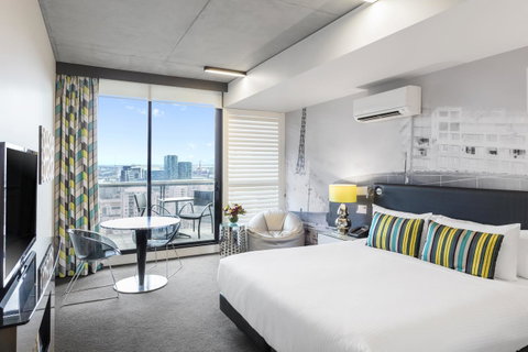 Apartments @ 350 William - Accommodation Gladstone 0