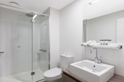 Apartments @ 350 William - Accommodation Gladstone 9
