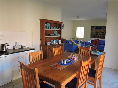 Monash And Chadstone WiFi - Accommodation Gladstone 11
