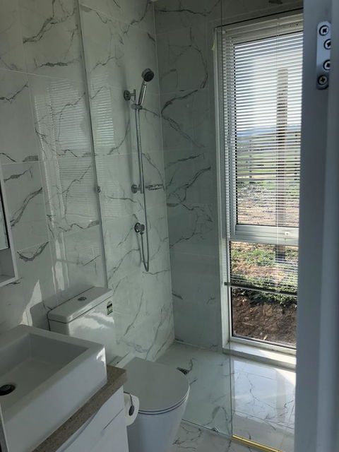 One Tree Hill Wilson Prom And Ocean Views - Accommodation Gladstone 23