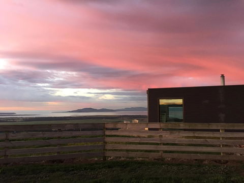 One Tree Hill Wilson Prom And Ocean Views - Accommodation Gladstone 20