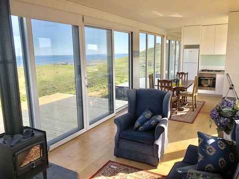 One Tree Hill Wilson Prom And Ocean Views - Accommodation Gladstone 10