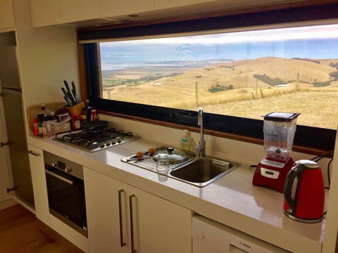One Tree Hill Wilson Prom And Ocean Views - Accommodation Gladstone 12