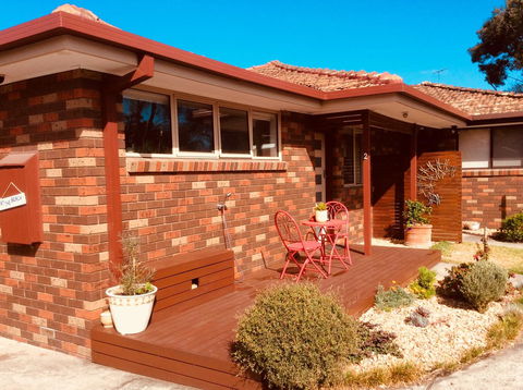 Avilla By The Bay - Accommodation Gladstone 0