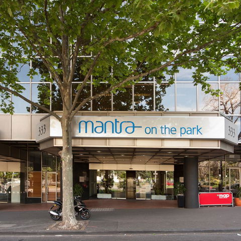 Mantra On The Park - Accommodation Gladstone 1