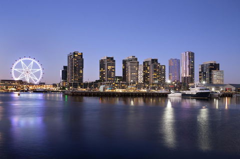 The Sebel Melbourne Docklands Hotel - Accommodation Gladstone 24