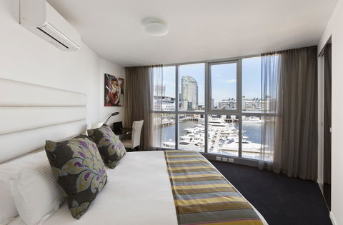 The Sebel Melbourne Docklands Hotel - Accommodation Gladstone 13