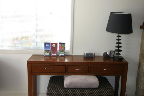 Luxury Abalina Cottages - Accommodation Gladstone 1