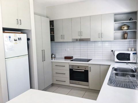 Luxury Abalina Cottages - Accommodation Gladstone 35