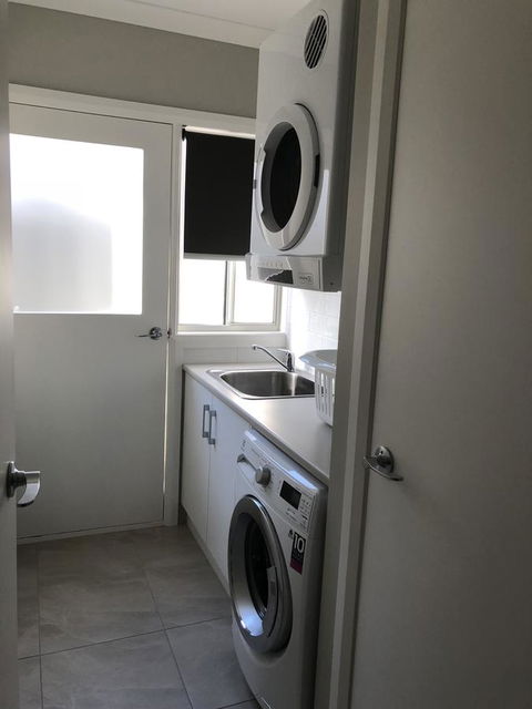 Luxury Abalina Cottages - Accommodation Gladstone 22