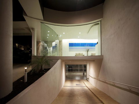 The Waves Apartments - Accommodation Gladstone 19