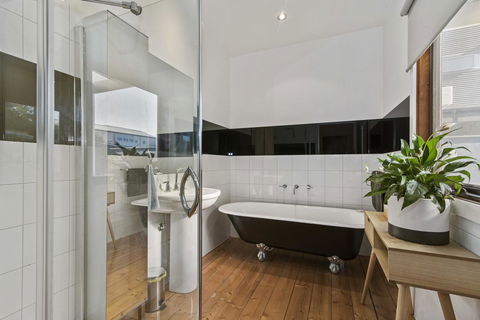 Central Bendigo Cottage, Walk To Everywhere!! - Accommodation Gladstone 11