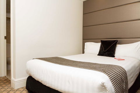 Stamford Plaza Melbourne - Accommodation Gladstone 12