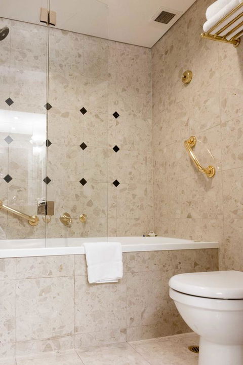 Stamford Plaza Melbourne - Accommodation Gladstone 10