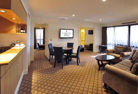 Stamford Plaza Melbourne - Accommodation Gladstone 13