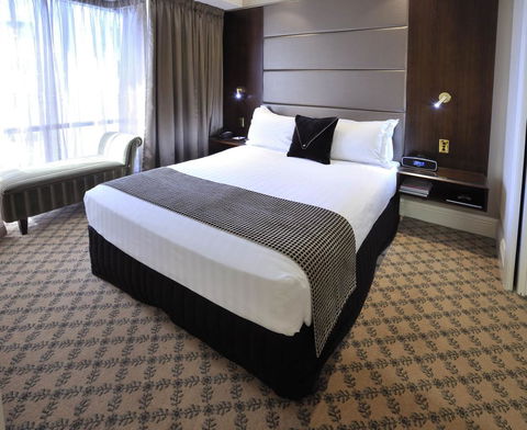 Stamford Plaza Melbourne - Accommodation Gladstone 2