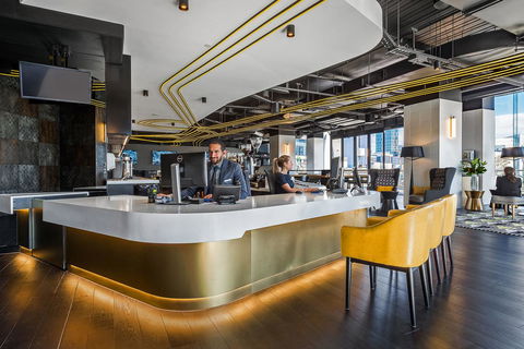 Peppers Docklands - Accommodation Gladstone 44