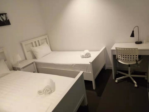 AH Accommodation@ Spencer - Accommodation Gladstone 2
