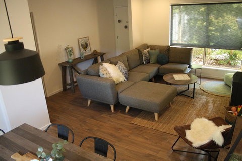 4 Autumn Grove - Accommodation Gladstone 4
