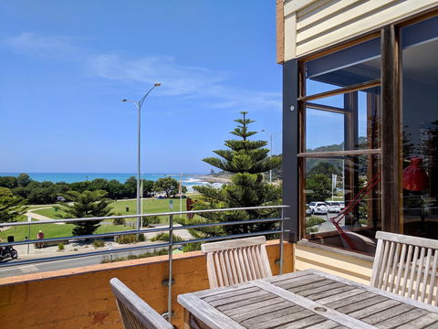 Lornebeach Apartments - Accommodation Gladstone 3