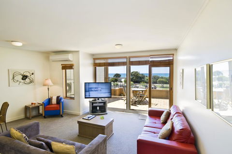 Lornebeach Apartments - Accommodation Gladstone 16