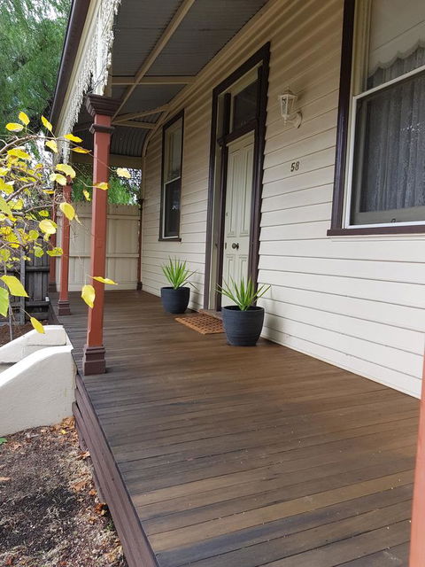 Myers CBD - Accommodation Gladstone 2