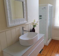 Myers CBD - Accommodation Gladstone