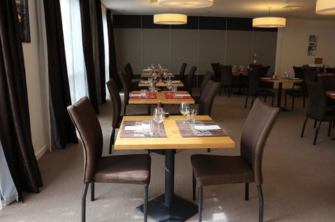 Bairnsdale International - Accommodation Gladstone 15
