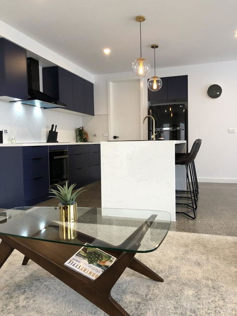 Escape On Birch - Accommodation Gladstone 0