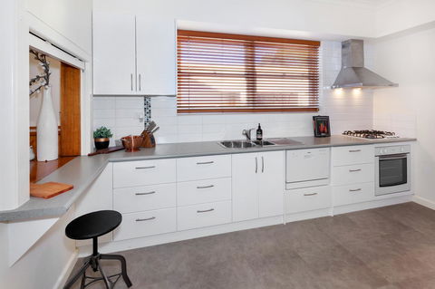 Lake Wendouree Luxury Apartments - Accommodation Gladstone 16