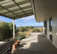 Eagle Bay Views - Accommodation Gladstone