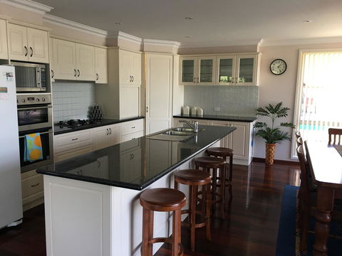 Ocean View Beach House - Accommodation Gladstone 8