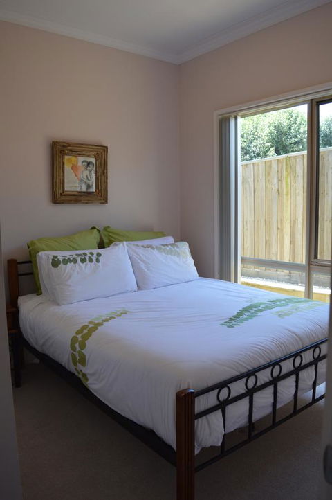 Ocean View Beach House - Accommodation Gladstone 13
