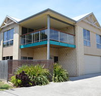Ocean View Beach house - Accommodation Gladstone