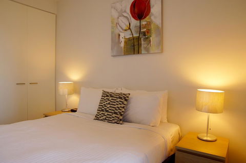 Accent Accommodation@Docklands - Accommodation Gladstone 7