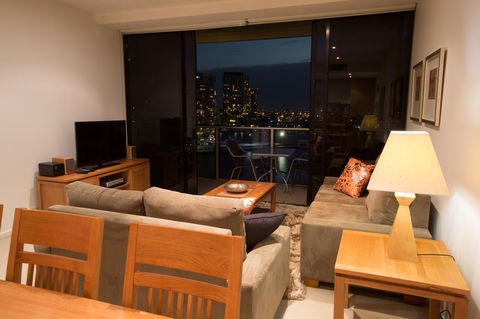Accent Accommodation@Docklands - Accommodation Gladstone 13