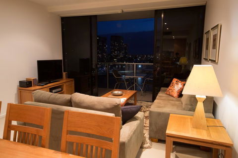 Accent Accommodation@Docklands - Accommodation Gladstone 16