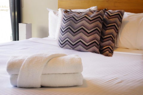 Accent Accommodation@Docklands - Accommodation Gladstone 5