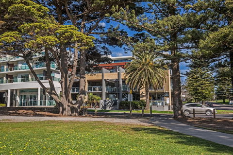 C-Scape Esplanade Cowes - Accommodation Gladstone 4