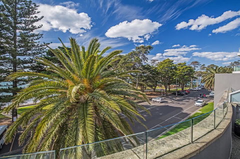 C-Scape Esplanade Cowes - Accommodation Gladstone 5
