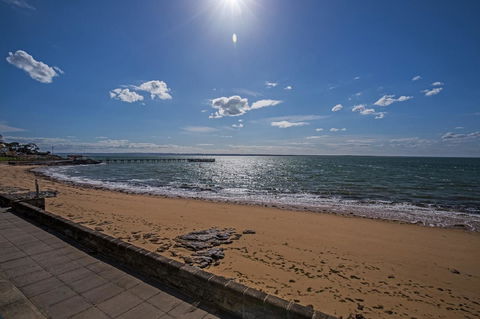 C-Scape Esplanade Cowes - Accommodation Gladstone 22