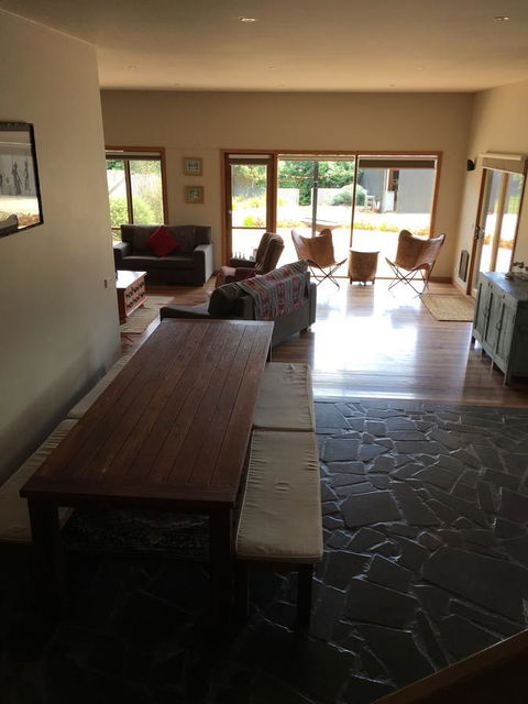 Apostle Hideaway - Central Port Campbell - Accommodation Gladstone 3