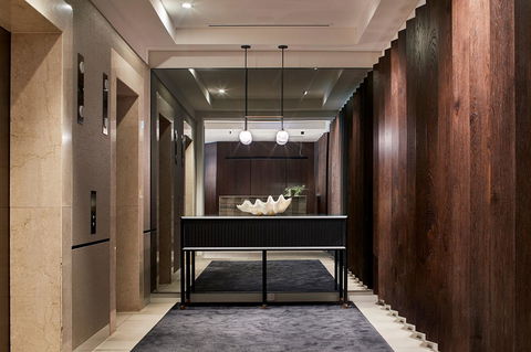 Quay West Suites Melbourne - Accommodation Gladstone 7