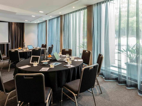 Quay West Suites Melbourne - Accommodation Gladstone 26
