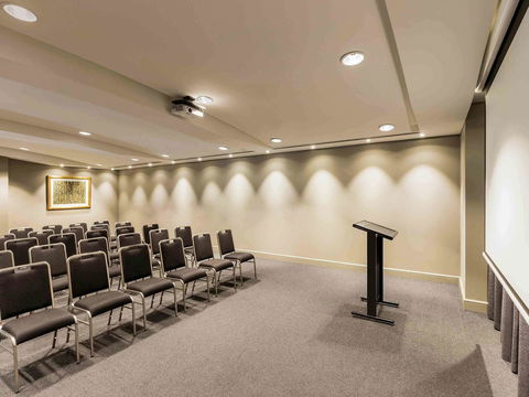 Quay West Suites Melbourne - Accommodation Gladstone 32