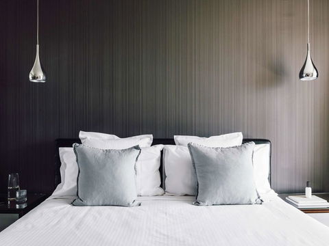 Quay West Suites Melbourne - Accommodation Gladstone 36