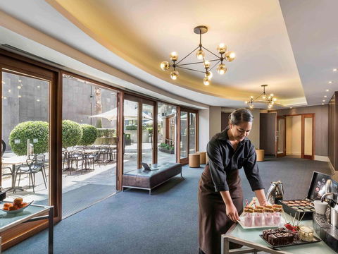 Quay West Suites Melbourne - Accommodation Gladstone 30